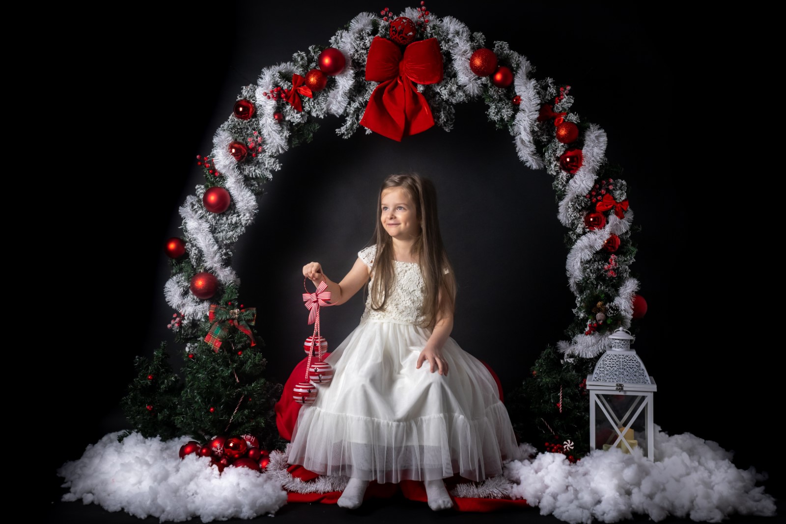 Decor 3 – Crăciun clasic roșu & alb