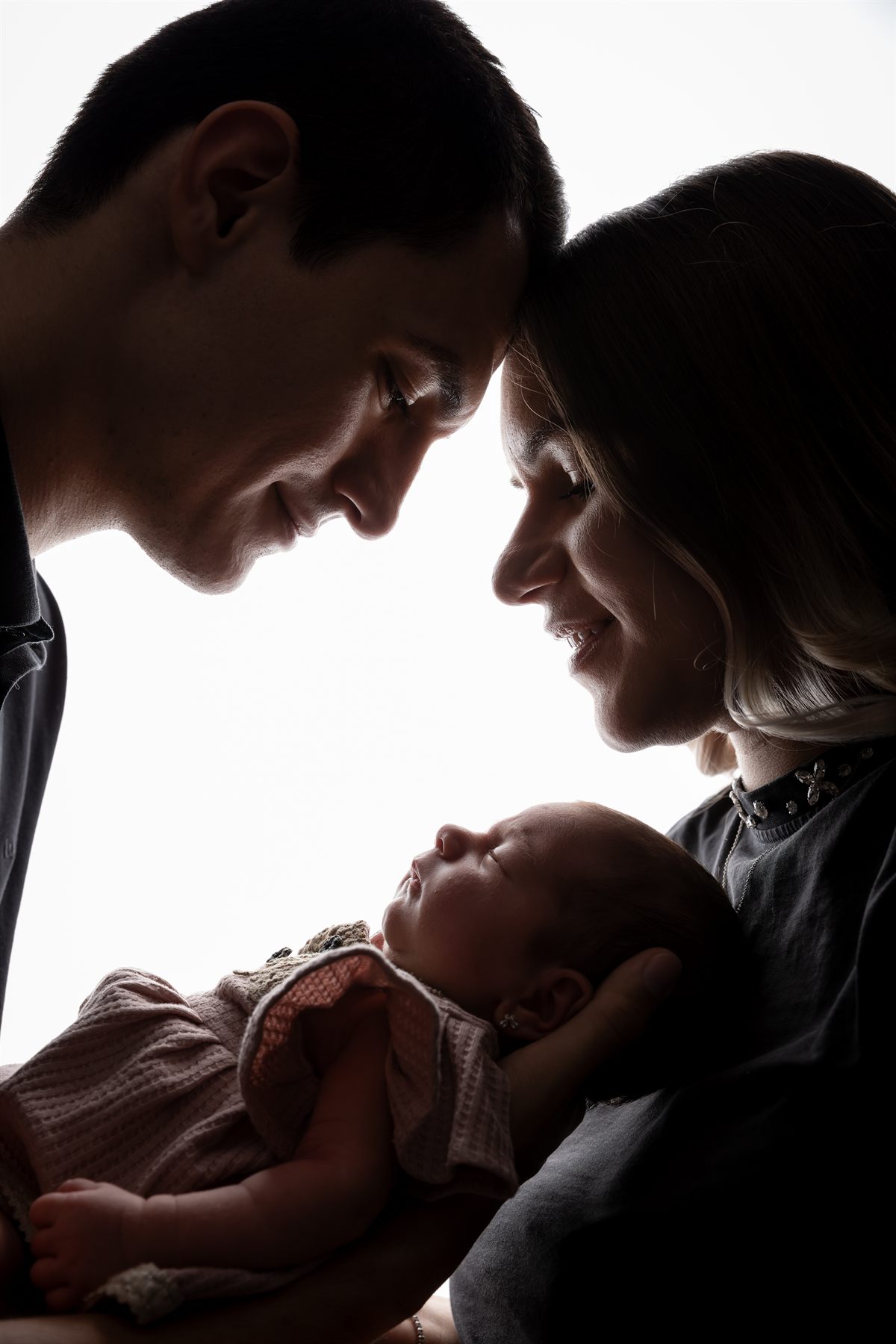 Ședință foto newborn pentru familii din Tulca